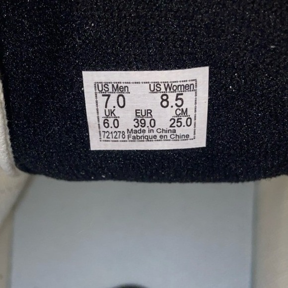 Vans Sk8-Hi Graphic Skate Shoes White Black Men 7 Women 8.5 - Picture 6 of 13